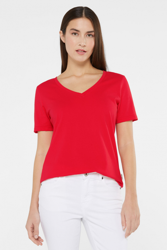 Basic T-Shirt mit V-Ausschnitt spicy red