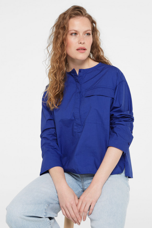 Bluse mit verdeckter Knopfleiste aus Popeline