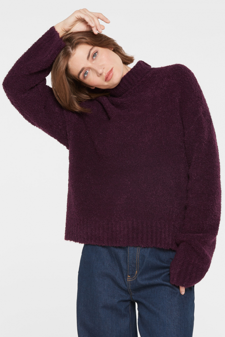 Bouclé-Pullover mit Stehkragen deep plum