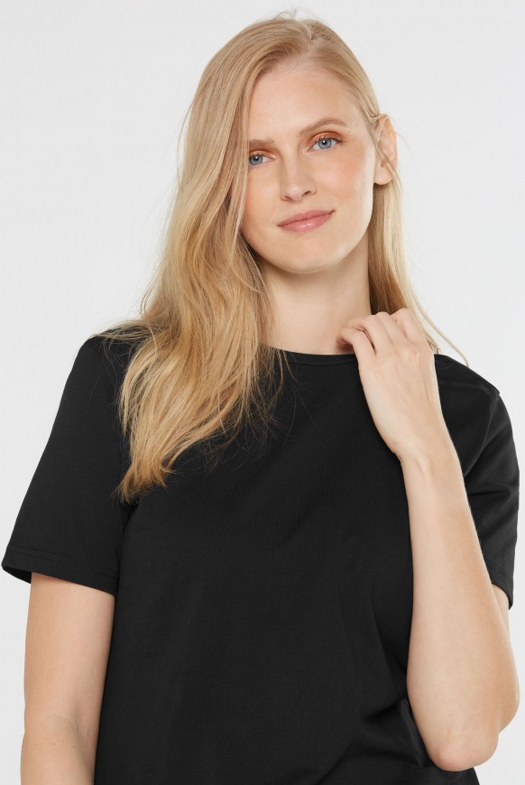 Basic T-Shirt black