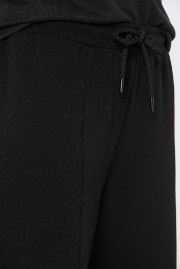 Weite Hose aus Interlock-Jersey black