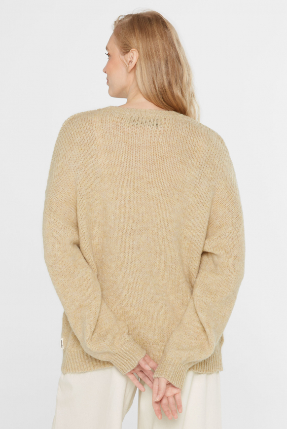 Flauschiger Pullover mit Rundhalsausschnitt