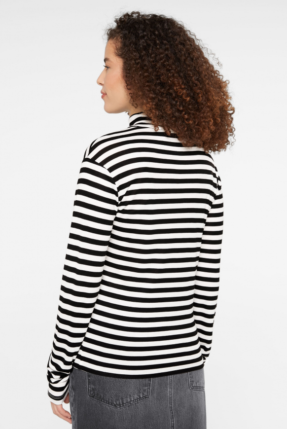 Gestreiftes Langarmshirt mit Turtleneck